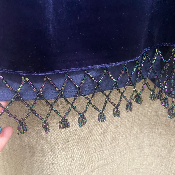 🔴5/$15 Krazy Kat Navy Blouse with Velvet and beaded Trim - Picture 3 of 8